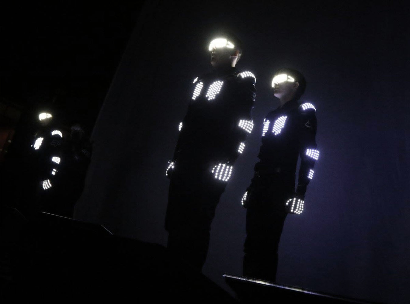 live perfomer show
